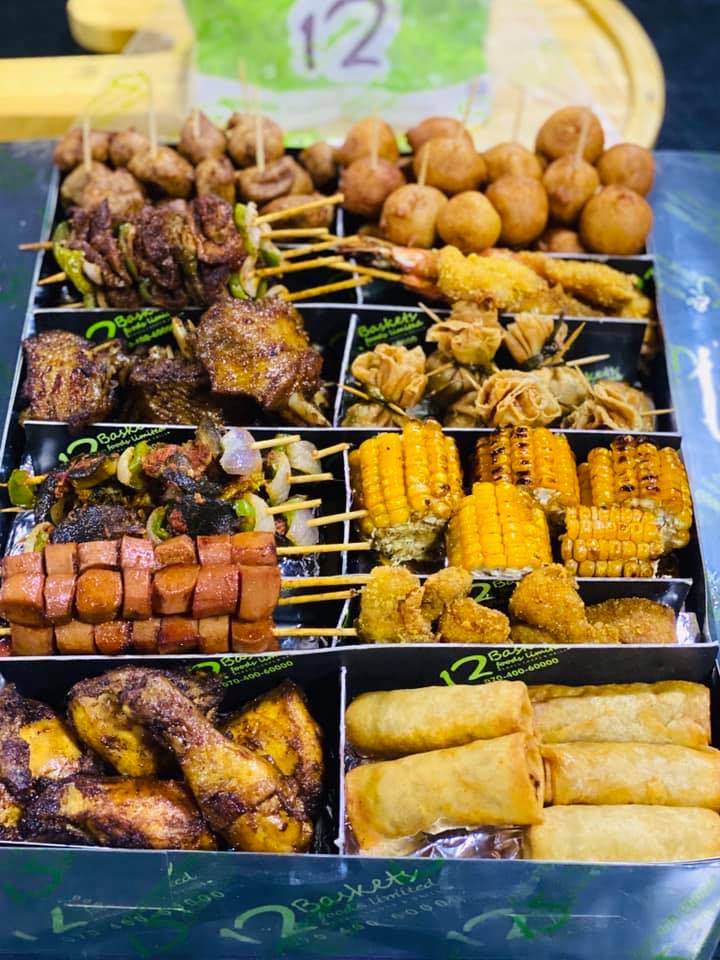 12 BASKETS SMALL CHOPS AND GRILL APIE BUSINESS