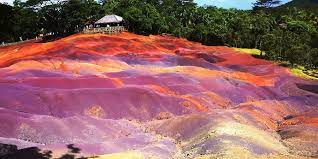 La terre aux sept couleurs
