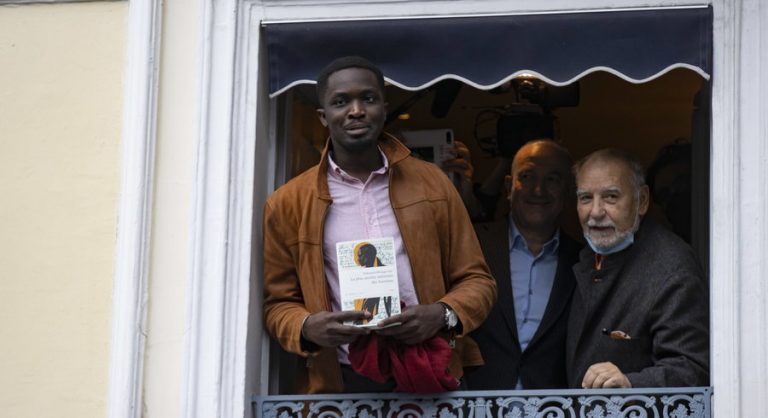 Pleine lumière sur la littérature africaine