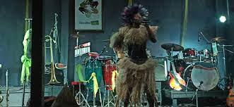 L’artiste camerounaise Mefu Elise Kameni publie son maxi-single