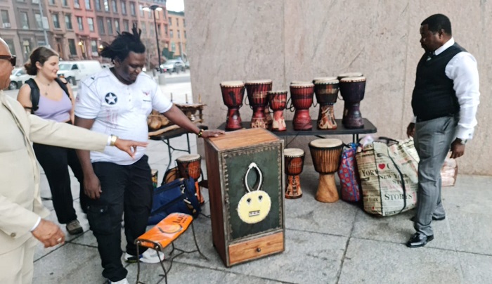 Artisanat : L’Art Africain À La Rencontre Du Public De New York