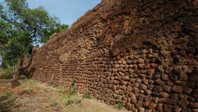 Les Ruines De Loropéni Élèvent Le Burkina Faso À L’Universel