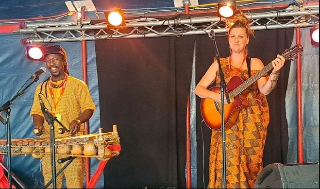 Musique Africaine Avec Basa Vendredi Au Café De L’Espace