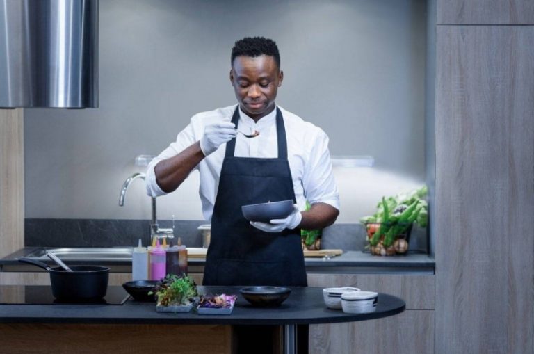 Dieuveil Malonga. Chantre De La Gastronomie Africaine