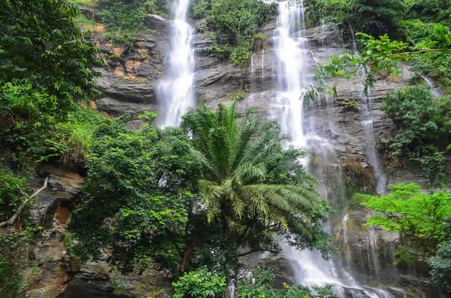 Togo: Kpalimé Et Ses Cascades Au Paysage De Rêve