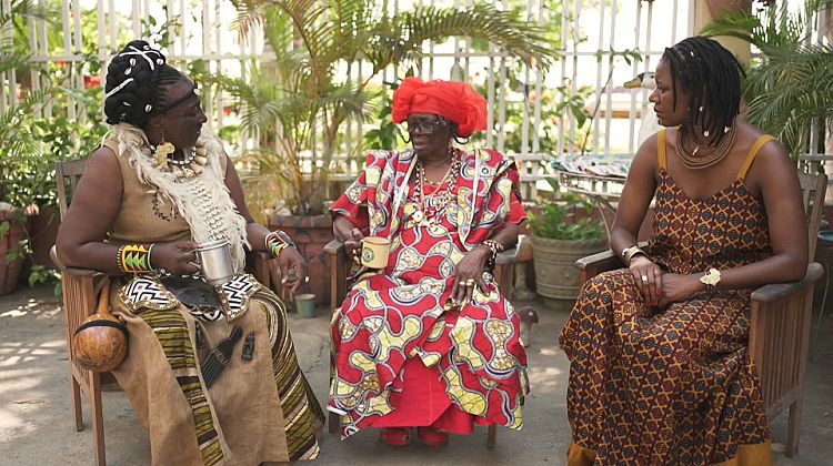 Rencontre Avec Mama África, Ambassadrice Culturelle De L’Angola Et De L’Afrique