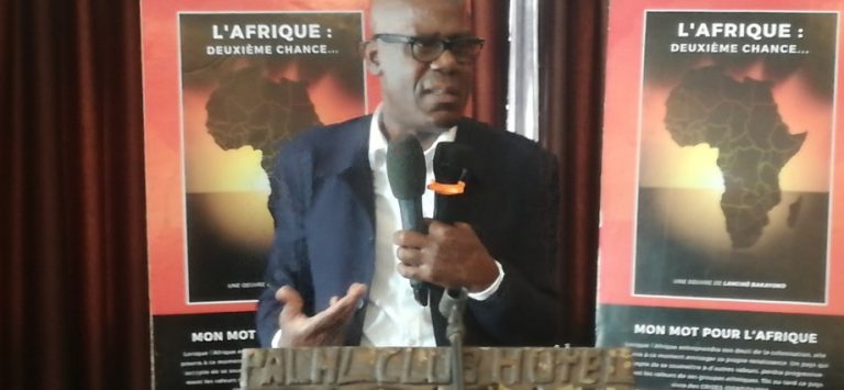 Un Auteur, Lanciné Bakayoko, Propose Une « Refondation Des Constitutions » Pour Amorcer Le Développement Du Continent Africain