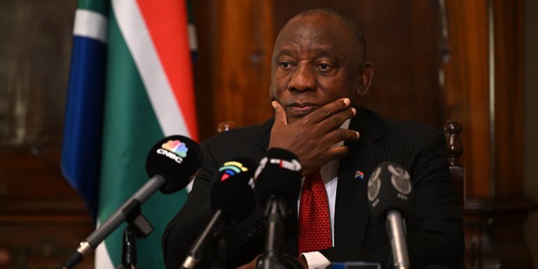En Afrique Du Sud, Ramaphosa Sous Haute Tension