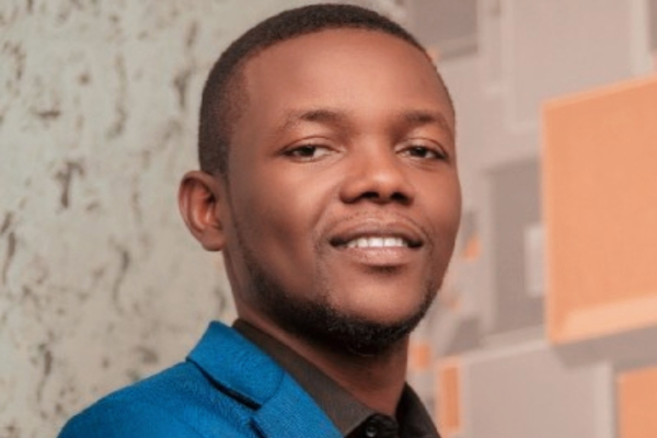 Avec Express App, Le Congolais Fidèle Nsadi Facilite L’Accès Aux Services Financiers Sans Connexion Internet