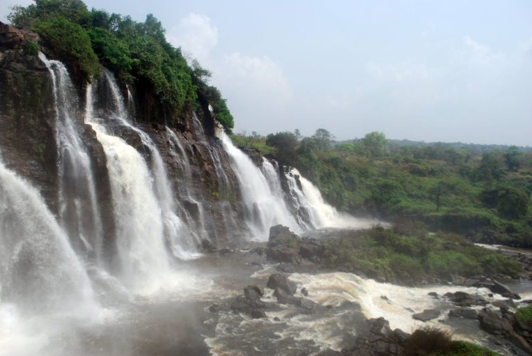 Bangui : Chutes De Boali Et Lac Aux Crocodiles