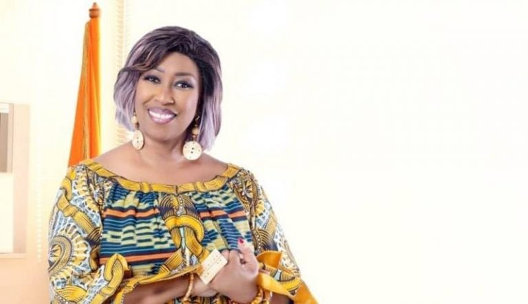 Sénat/Désignée Parmi Les 110 Femmes Les Plus Influentes En Afrique: La Vice-Présidente Chantal Fanny Présente Son Prix
