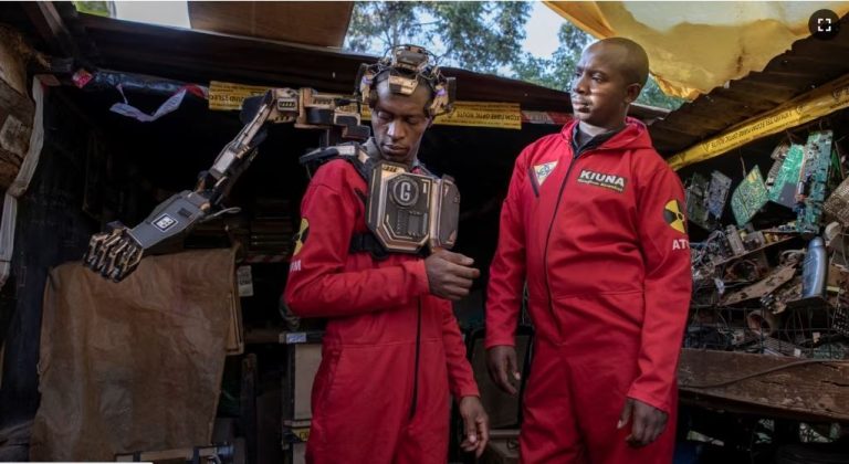 Au Kenya, Des Déchets Electroniques Transformés En Prothèse Bionique