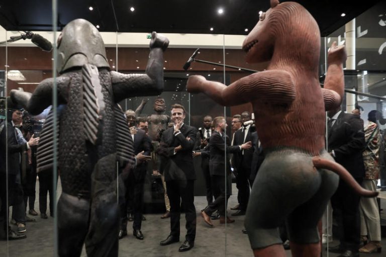 Restitution d’Œuvres d’Art : La Décolonisation Est En Marche Dans Les Musées Européens