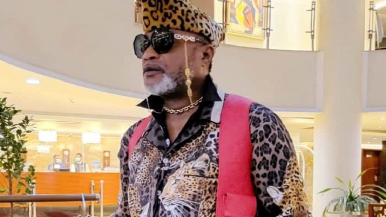 Musique : Koffi Olomidé Rend Hommage à Samuel Eto’o