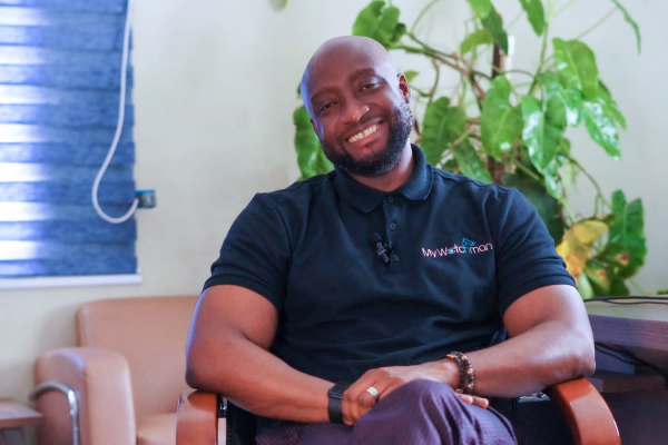 Le Libérien Oliver Wleh Klark Remporte Le Prix Du Fondateur 2023 De l’Afrique De l’Ouest Aux Global Startup Awards