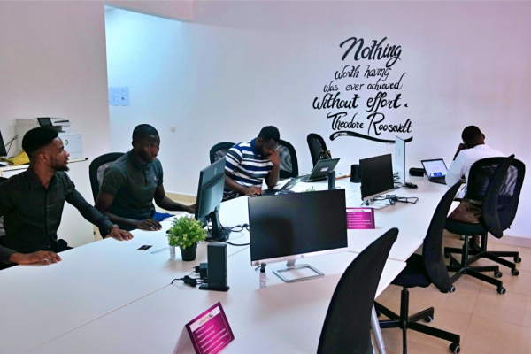 Gambie : The Disruptive Lab Favorise l’Esprit d’Entreprise Innovant Et Encourage La Curiosité Pour La Technologie